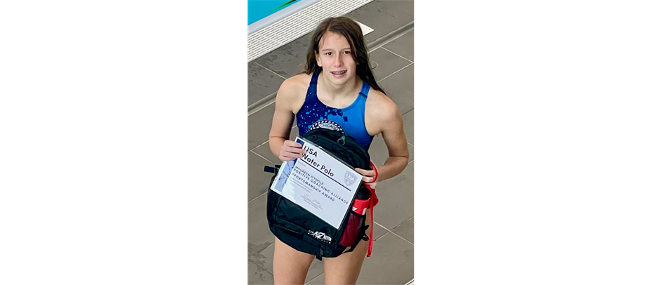 Congratulations to Elizabeth Walsh winning the sportsman award at champions cup